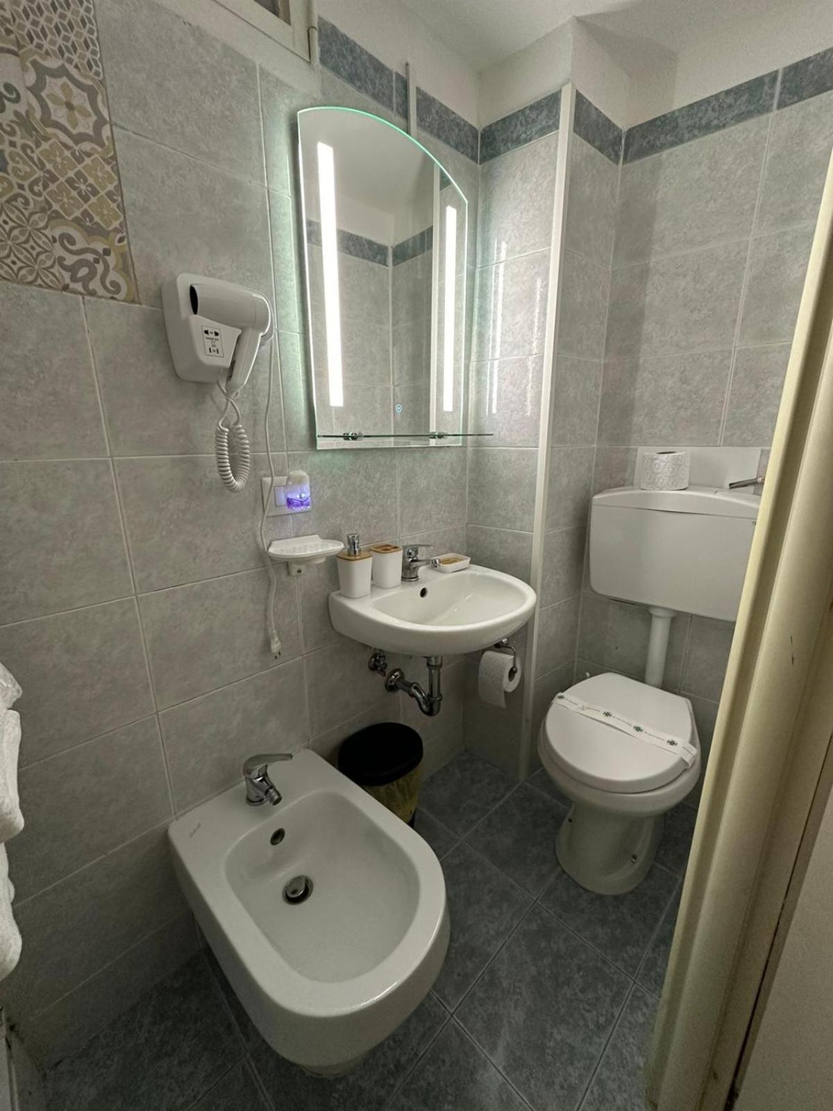 Vesuvia Guest House Naples Exterior photo